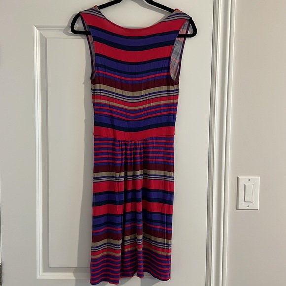 George Summer Dress - Picture 3 of 7